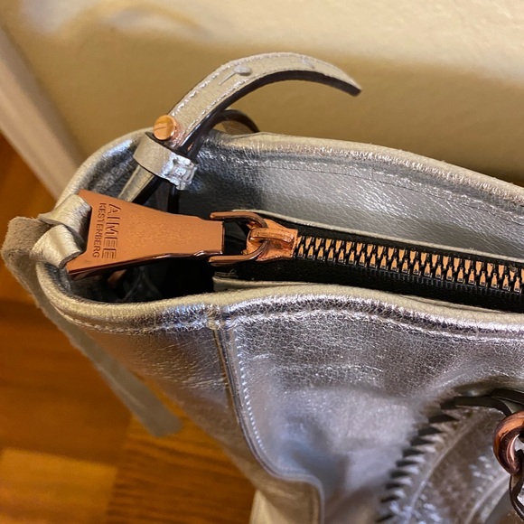 Gorgeous leather handbag - Picture 5 of 7